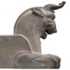 Исторические колонные главы Персеполя: фигурки льва, орла и коровы