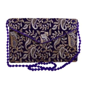 Фиолетовый вышитый клатч (Модель A49)