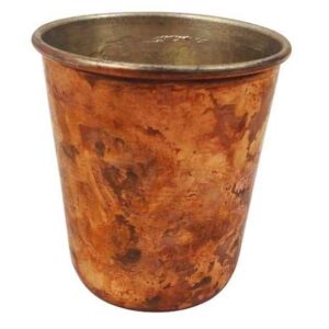 Чеканный медный стакан с ручкой для холодных напитков