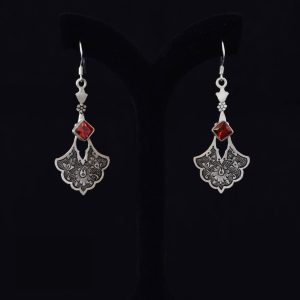 Персидские серебряные серьги с гравировкой и искусственным камнем
