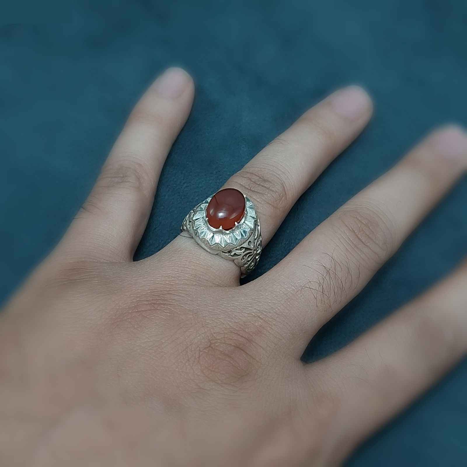Серебряное кольцо «Табан I» с йеменским агатом