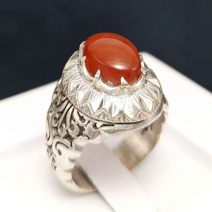 Персидское серебряное кольцо «Табан» (красный агат)