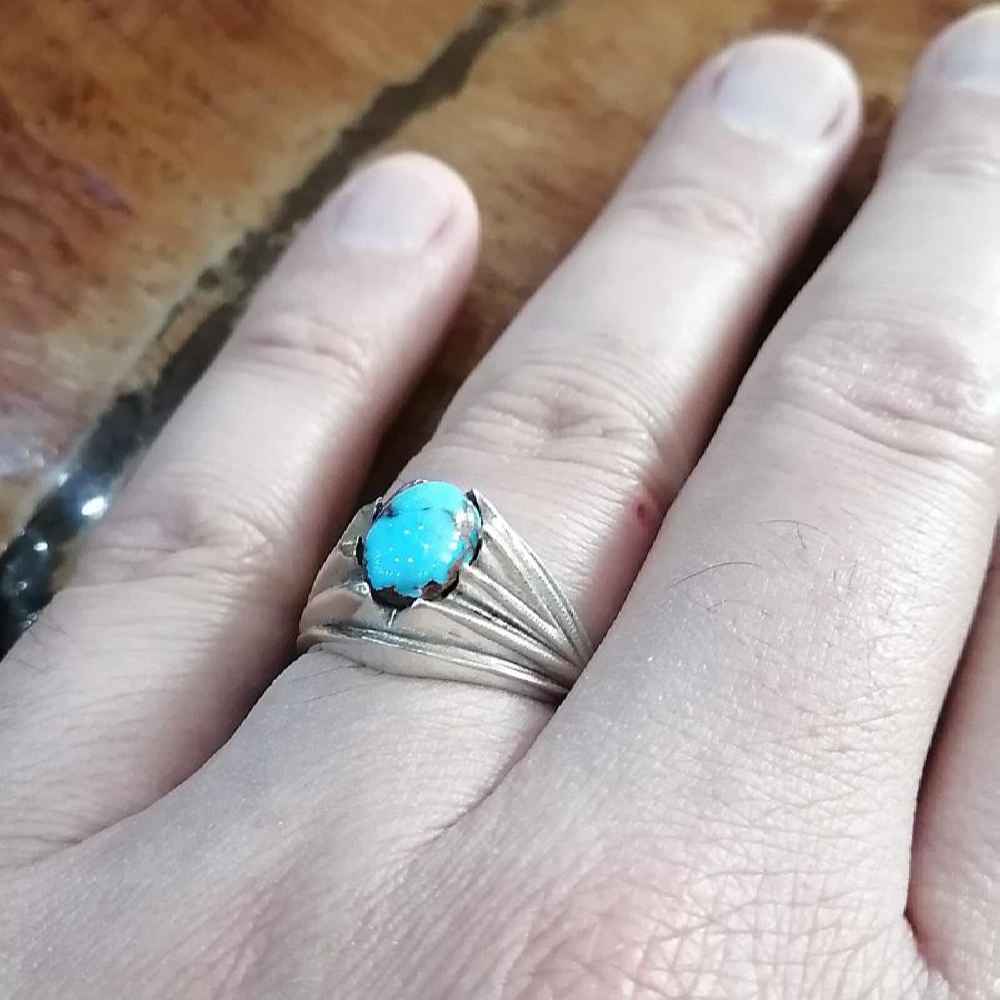 Серебряное кольцо «Фарима Кавех» с натуральной бирюзой из Нейшабура