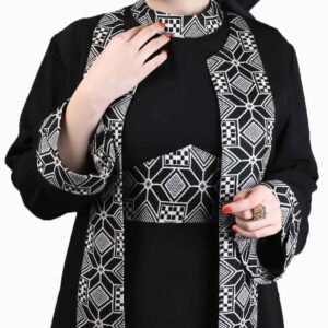 Классическая черная абайя из мягкого крепа
