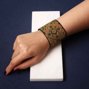 Персидский вышитый браслет, модель Киана