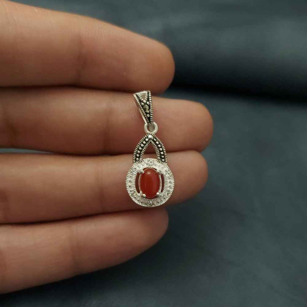 Персидский серебряный кулон классического стиля с агатом, модель «Захра»