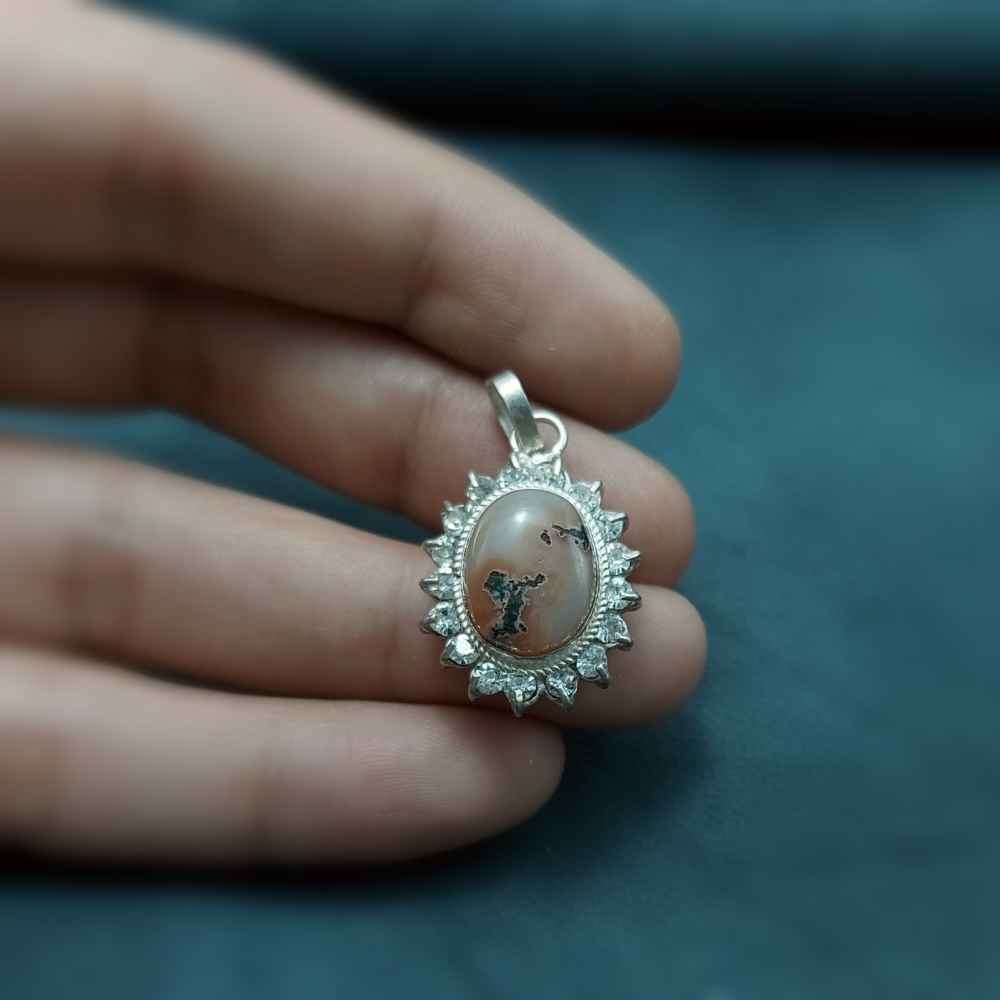 Персидский серебряный кулон классического стиля с йеменским агатом, модель «Панах»