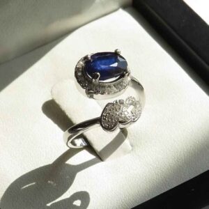 Серебряное кольцо с синим рубином для помолвки «Блисс» – для женщин Кабуд