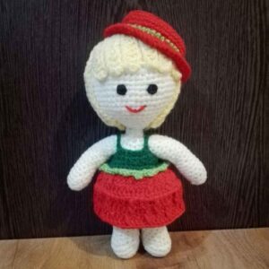 Красная кукла амигуруми «Дочка» — мягкая ручная работа