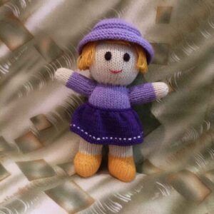 Кукла амигуруми «Леди в фиолетовом» — ручная работа