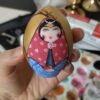 Глиняное яйцо «Хатун» с росписью (коричневое)