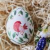 Белое расписное яйцо из глины «Роя»