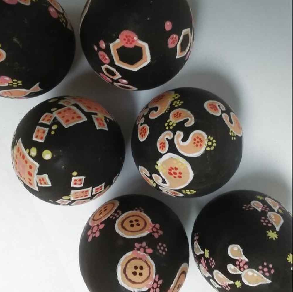 Глиняное яйцо с узором Пейсли, чёрное