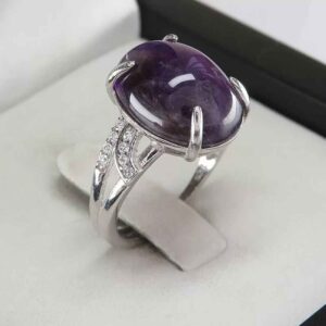 Серебряное кольцо с аметистом «Даам» (Мастерская работа)