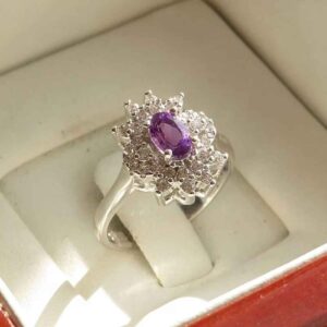 Серебряное кольцо с аметистом «Сарвиназ»