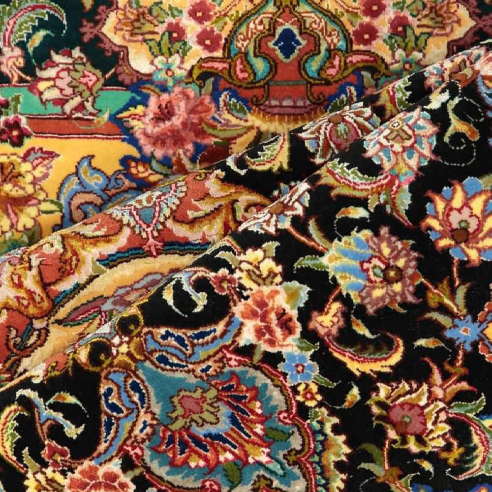 Персидский ковер ручной работы (Тебриз, Барсам, традиционный медальон) — черный шелк и хлопок