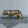 Латунная фигурка тигра — дикая энергия