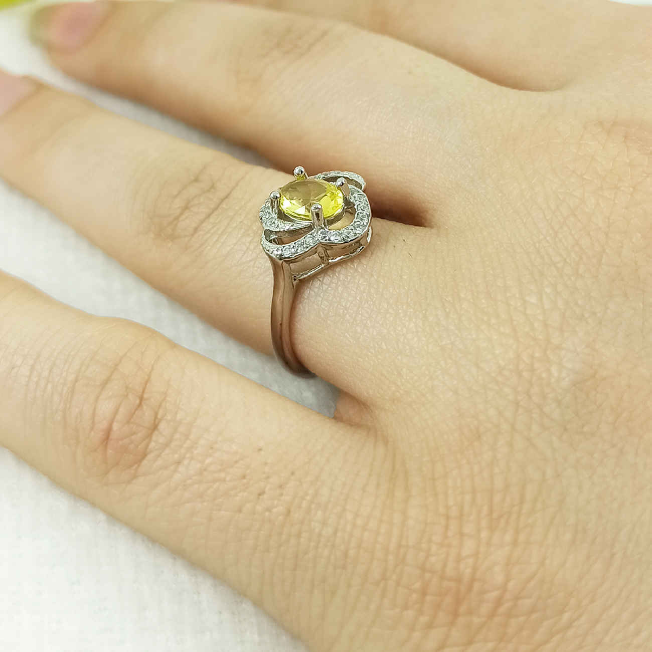 Серебряное кольцо с желтым цитрином для женщин Мастане