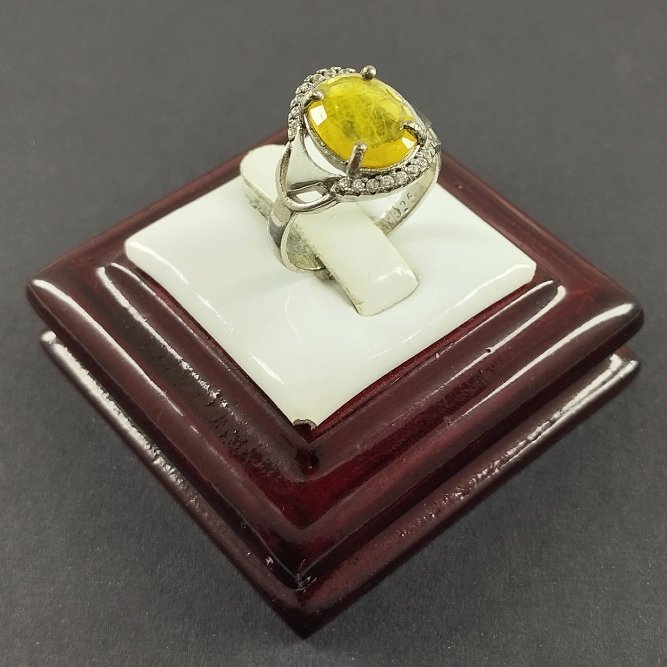 Серебряное кольцо с желтым цитрином для женщин Фариде