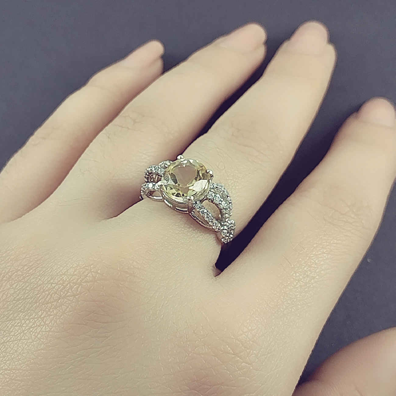 Серебряное кольцо с желтым цитрином для женщин Джеларех