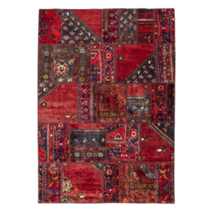Большой красный ковёр в технике пэчворк (Area Rug)