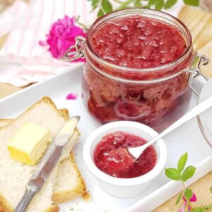 Варенье из дамасской розы (540 г)