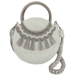 Белая круглая сумка макраме с кисточками