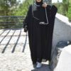 Свободная чёрная абайя из креповой ткани