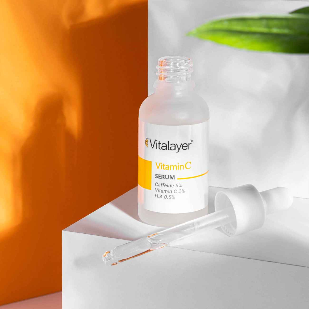 Сыворотка Vitalayer для глаз с кофеином и витамином C