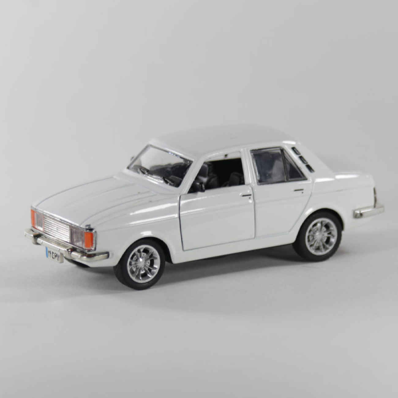 Игрушечный автомобиль Пейкан 1966 года, белый