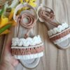 Сандалии макраме с жемчужным декором (коричневые)