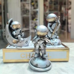 Набор из 3 фигурок астронавтов – музыкальная космическая тематика