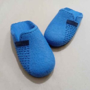 Синие валяные тапочки с рельефным узором