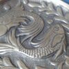 Латунный поднос с изображением рыб — ручная работа