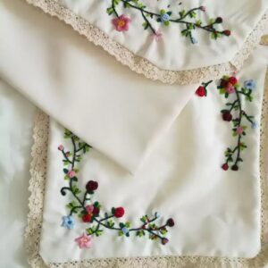 Белый молитвенный коврик с сумкой для Корана