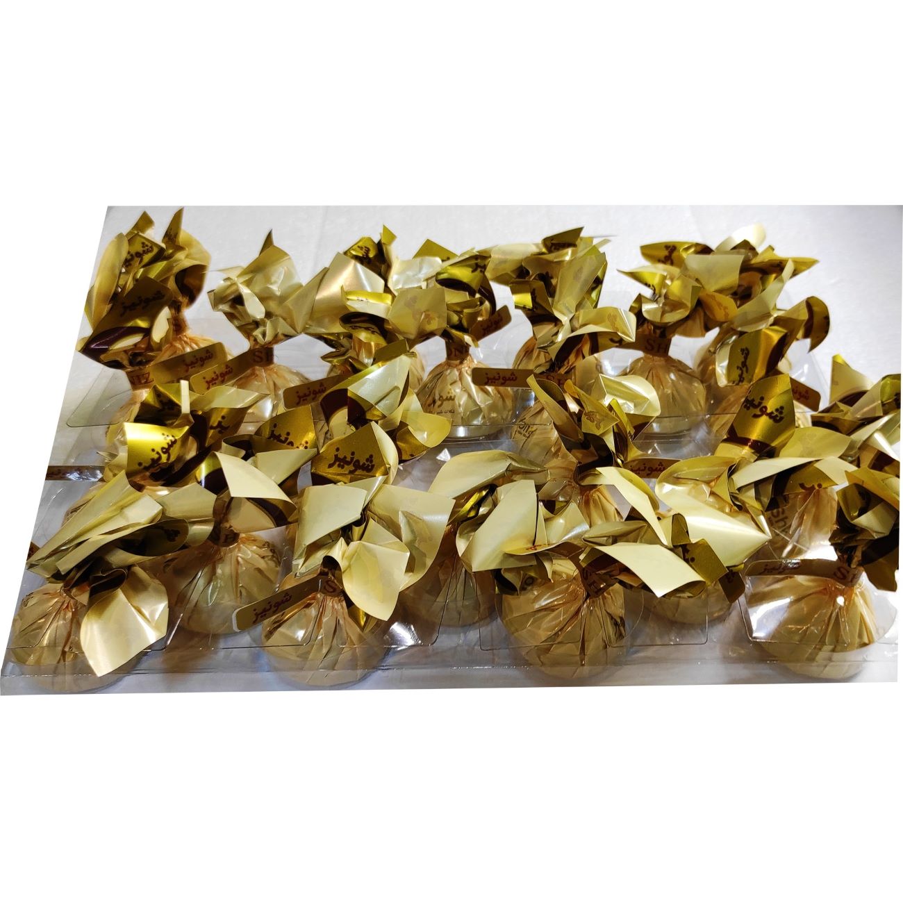 Шоколад Shoniz с лесным орехом (400 г)