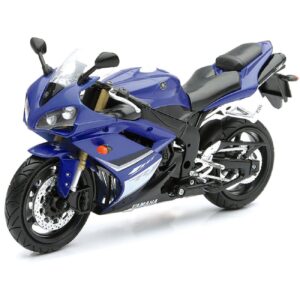 Модель мотоцикла Yamaha YZF-R1 (Maisto, 1:12)