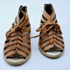 Детские лакированные сандалии (коричневые)