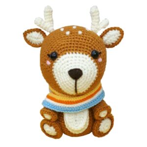 Коричневый олень амигуруми — очаровательная ручная работа